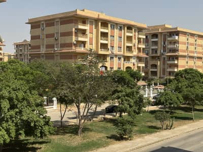 شقة للإيجار بمدينة المستقبل عمارات القصر الاستثماري