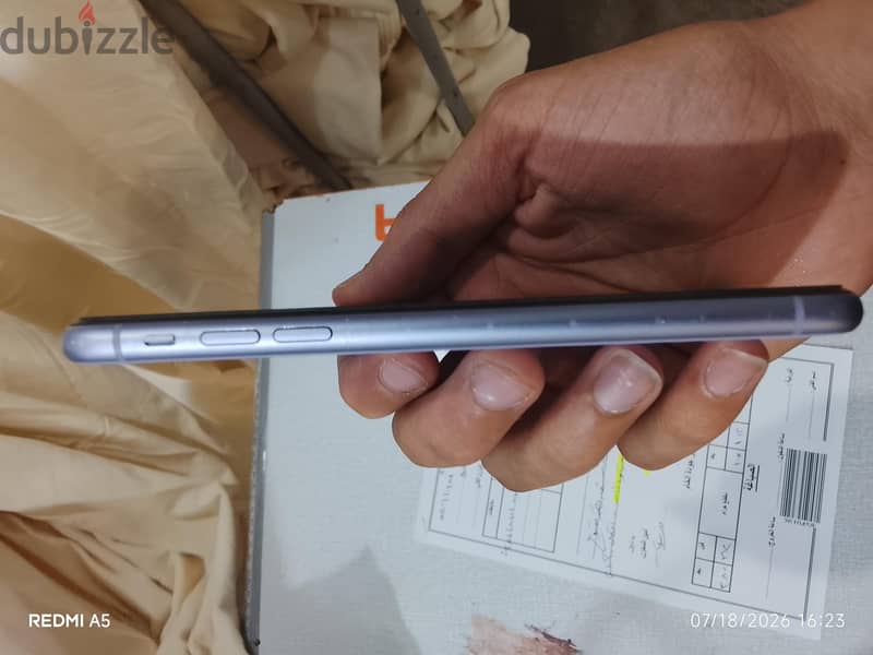 Apple - iPhone 11 3