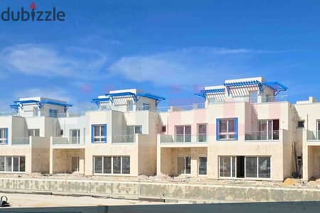 فيلا Town House Floating للبيع 190م مباني + 60م رووف الساحل الشمالي - رأس الحكمة NAIA BAY
