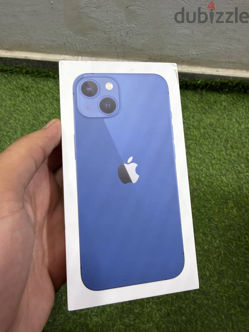 Apple - iPhone 13 5