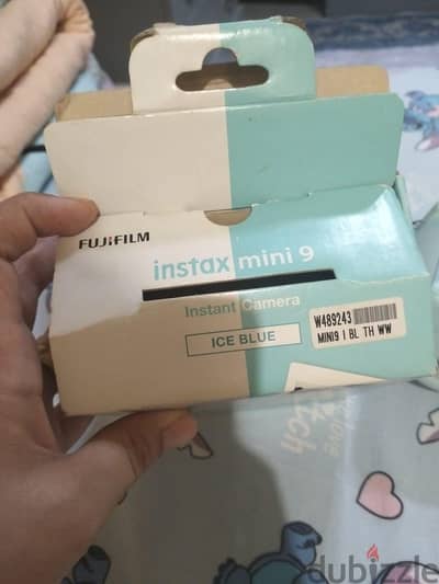 كاميرا فورية Fujifilm Instax Mini 9 بحالة الزيرو بالكرتونة