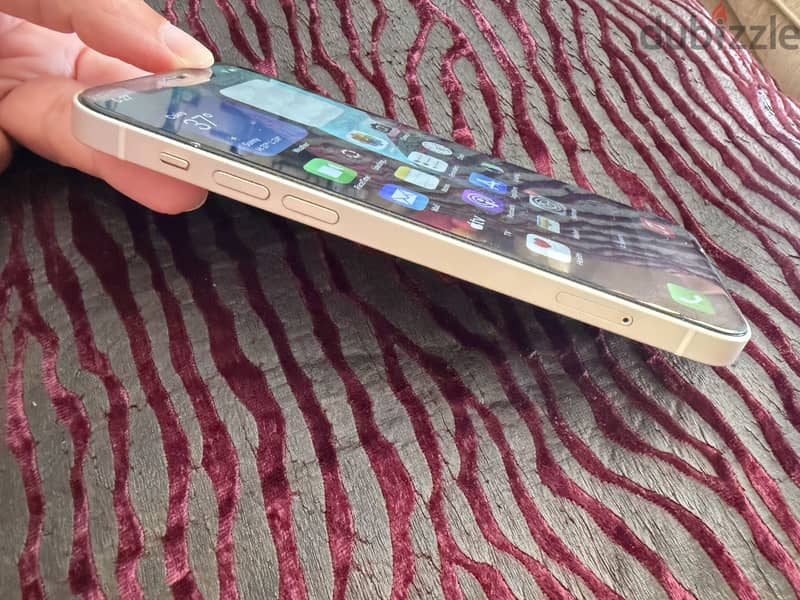 Apple - iPhone 12 4