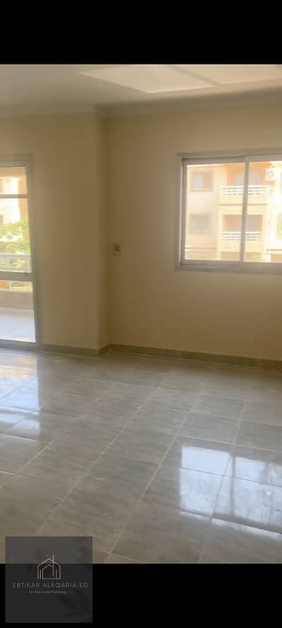 Apartment for sale in Madinaty 2 bedrooms 2 bathrooms at the lowest possible price in a very special location next to the South Park, club not mandatory, immediate transfer in your name, seize your opportunity and start buying at the lowest possible price for model 89m next to all services