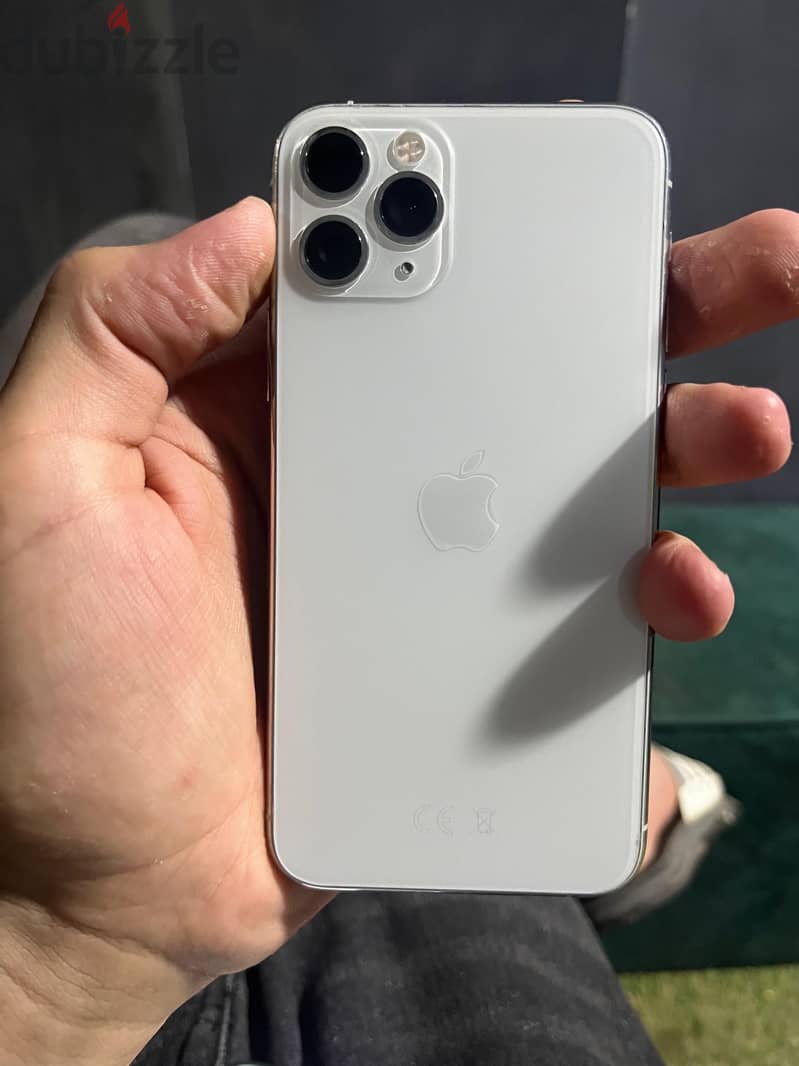 Apple - iPhone 11 Pro 6