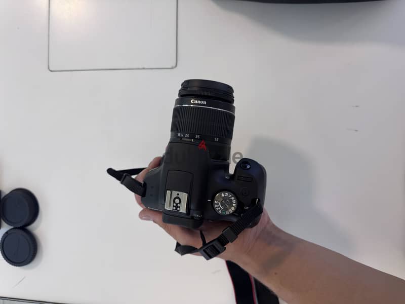 Canon eos 2000D 3