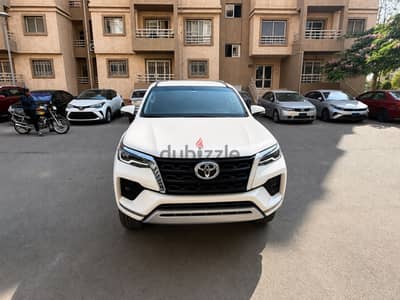 Toyota Fortuner 2022