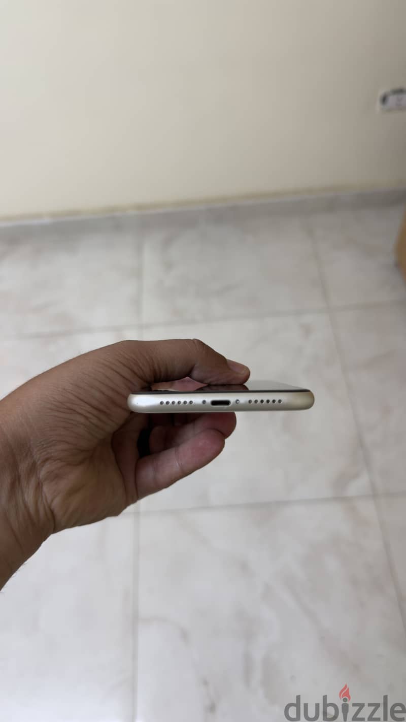 Apple - iPhone 11 5