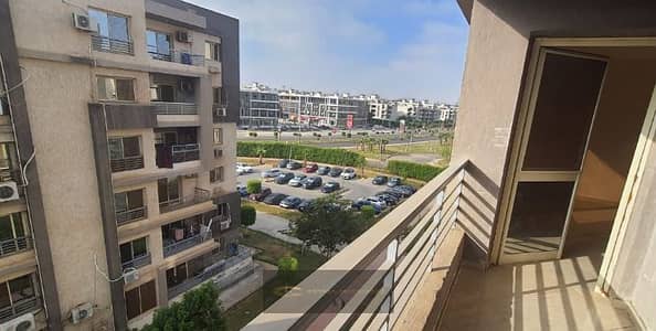 للبيع شقة مميزة في دار مصر – الحي الثاني عشر – الشيخ زايد – قريبه من الخدمات