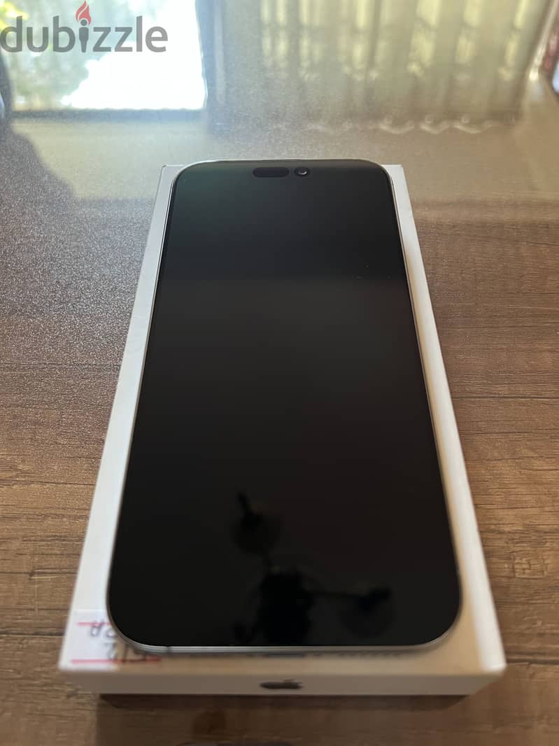 Apple - iPhone 16 Pro Max 1