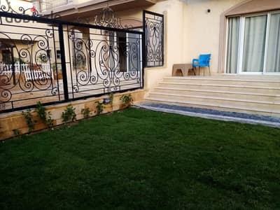 Available villa for rent law town house in Al-Rehab