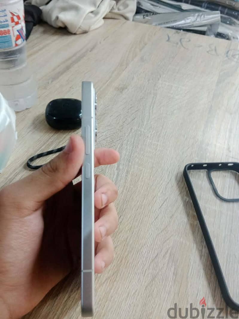 OPPO Reno 15 2