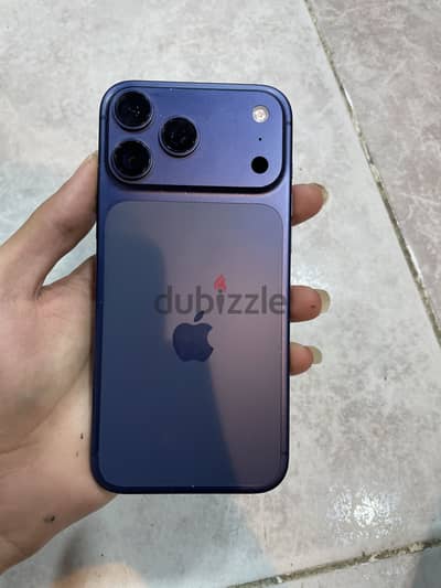 آبل - آيفون 17 برو ماكس
