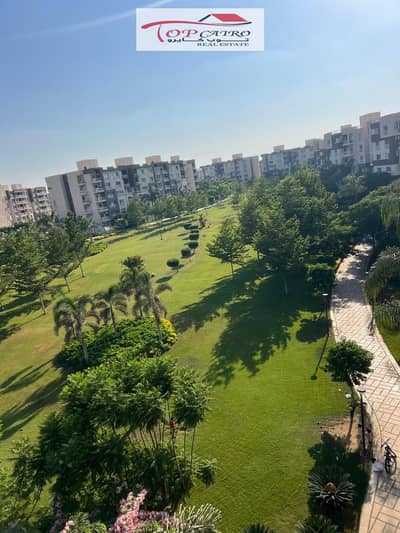 Apartment for rent in Madinaty B12, area 165m, overlooking a wide garden