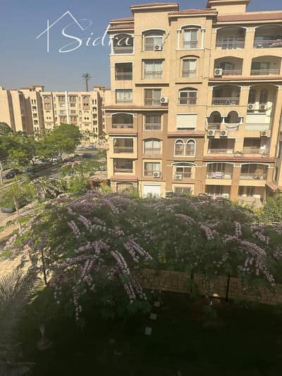 شقه للبيع كاش 211 متر في b2 فيو جاردن تشطيبات مميزه