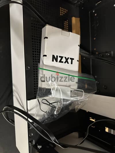 NZXT H500 Broken Panel