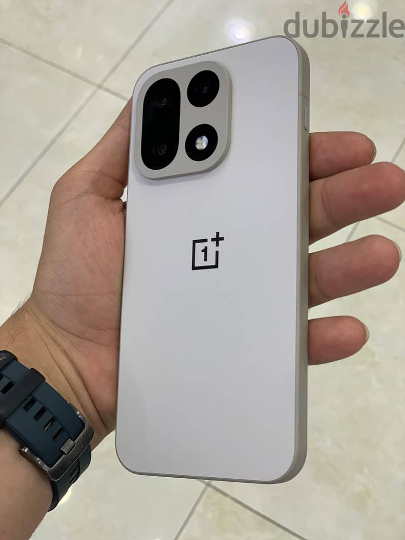 One Plus 15 6