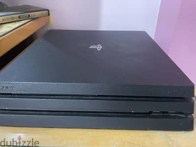 PlayStation 4 pro 1Tera