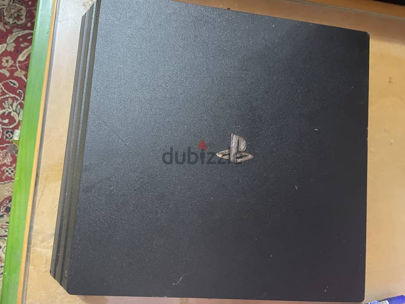 PlayStation 4 pro 1Tera 1