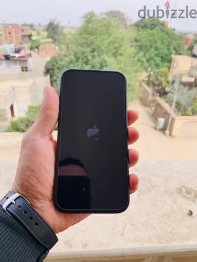 آبل - آيفون 15