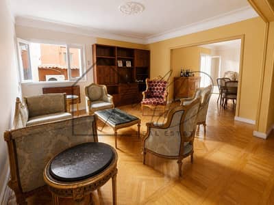 شقة للإيجار السكني في ستانلي 240م