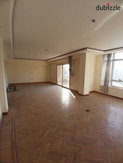 Apartment for rent Q.G in Dokki near the Hunting Club overlooking the square