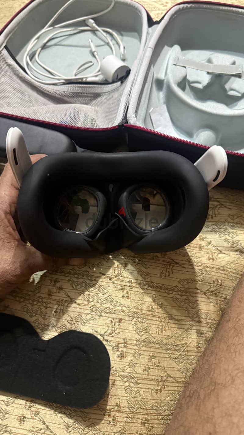 VR.  META QUEST  3 10