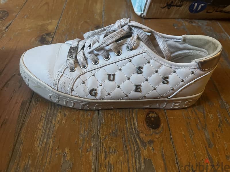 Original guess sneakers 1