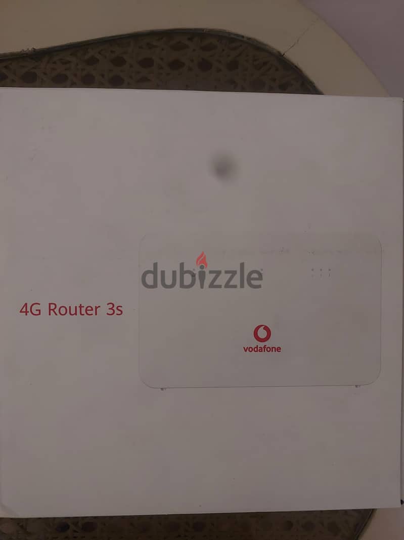 4G wireless Vodafone router with SIM 1