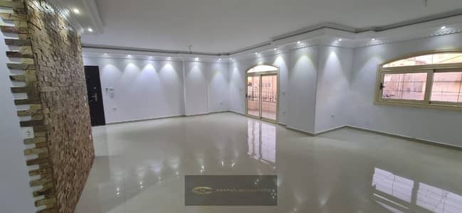 Ultra Super Lux Apartment for Sale Third District – Neighborhood 3 230 sqm | 4th Floor | Elevator | First Occupancy 3 Bedrooms | 2 Bathrooms | Large 4
