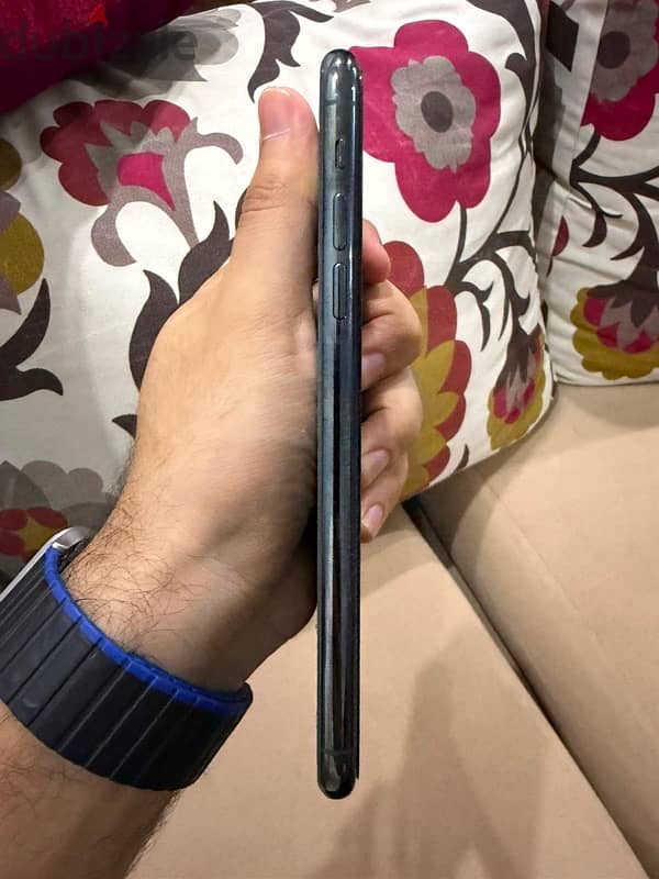 iPhone 11 Pro Max 4