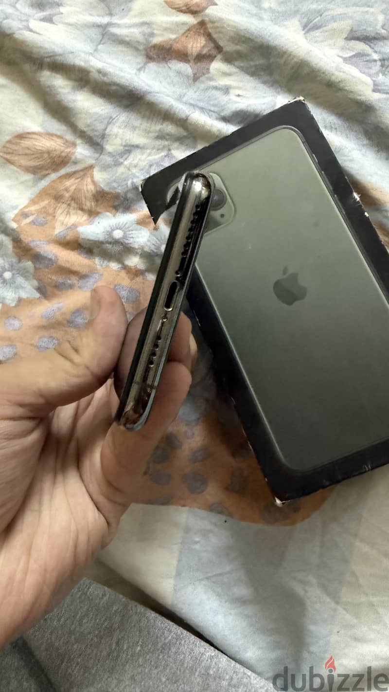 Apple - iPhone 11 Pro Max 1