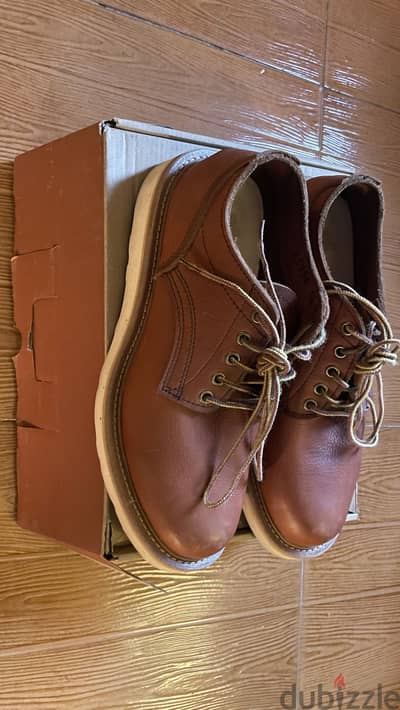 Redwings shoes size 10 (44) اتلبست مرتين بالظبط م