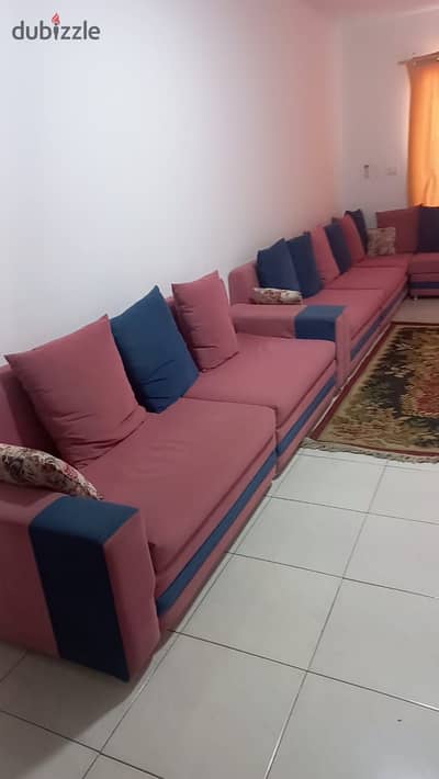 مفروش سيدى بشر مكيف ٣ غرف وريسبشن ٢ ق اول سكن قرب خليل حمادة