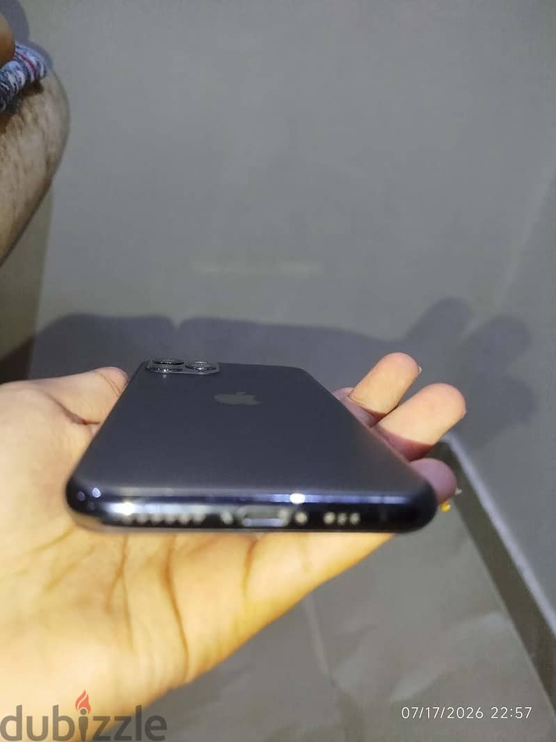iPhone 11 Pro 256gb 5