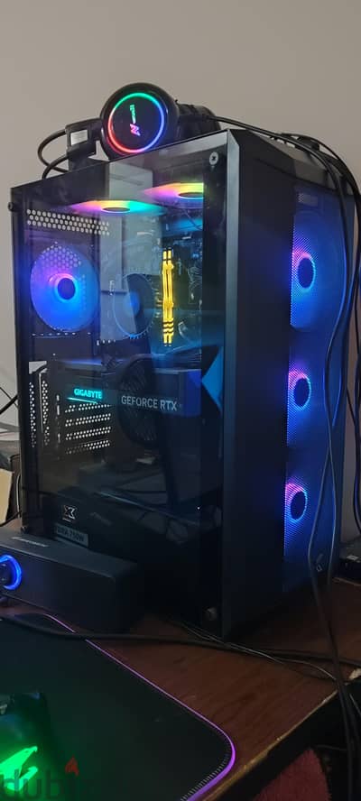 تجميعه i5 12400f للبيع كامله بدون كارت شاشه استخدام شخصي بحاله ممتازه