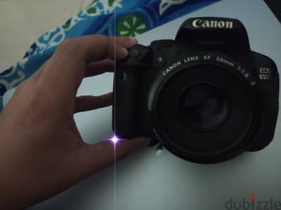 كاميرا canon 650 d كانون  650 d للبيع معاها عدسه 50
