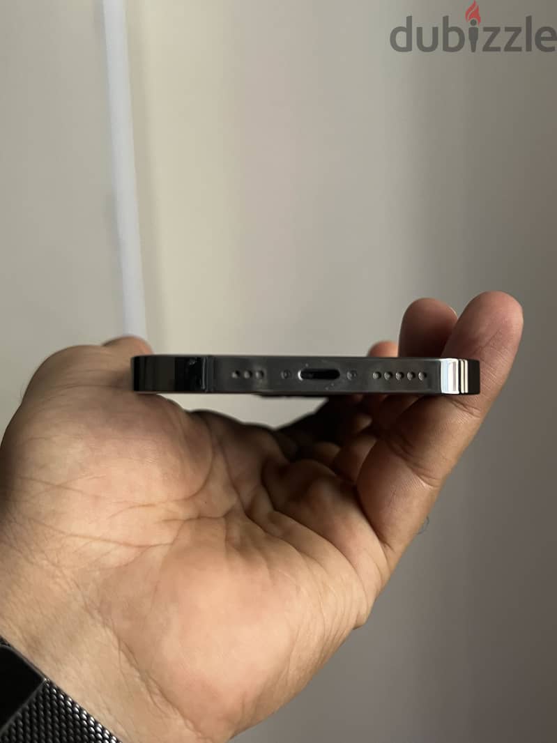 Apple - iPhone 12 Pro 1