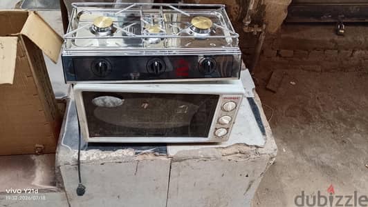 بوتاجاز مسطح زيرو ومعاها الفرن