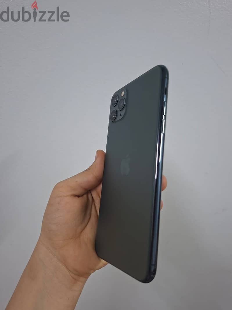 Apple - iPhone 11 Pro Max 3