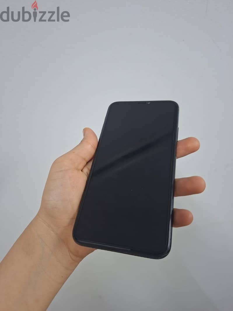 Apple - iPhone 11 Pro Max 4