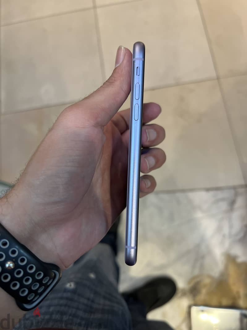 Apple - iPhone 11 2