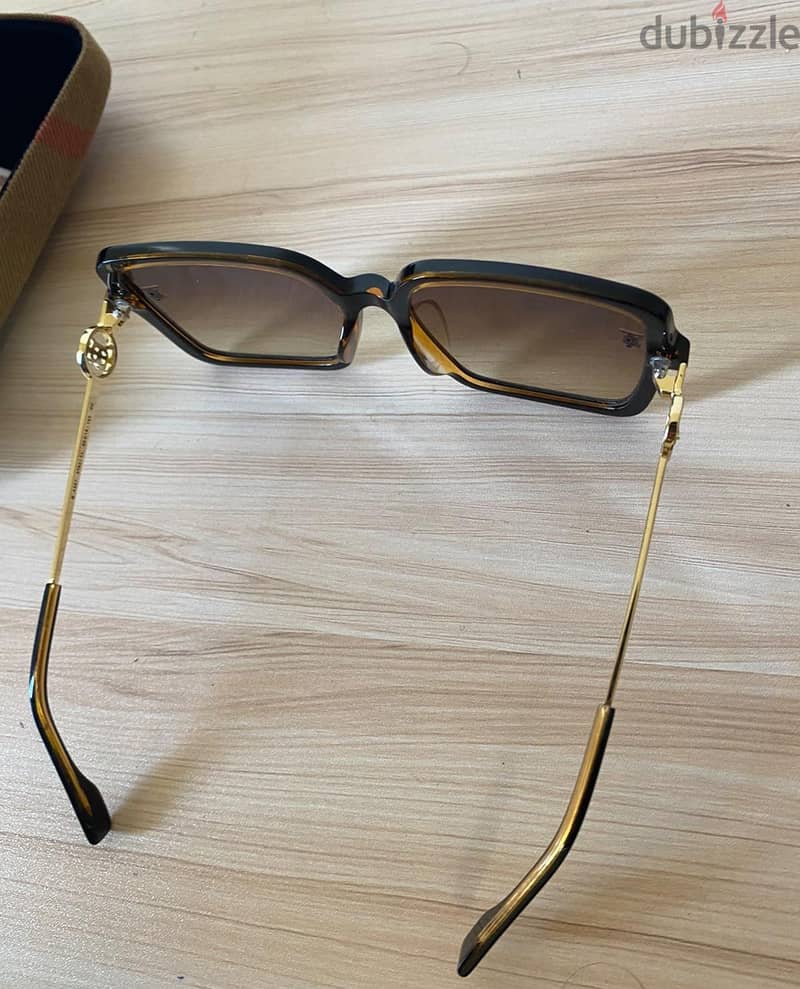 Burberry BE 4357 // The "Kennedy" 2
