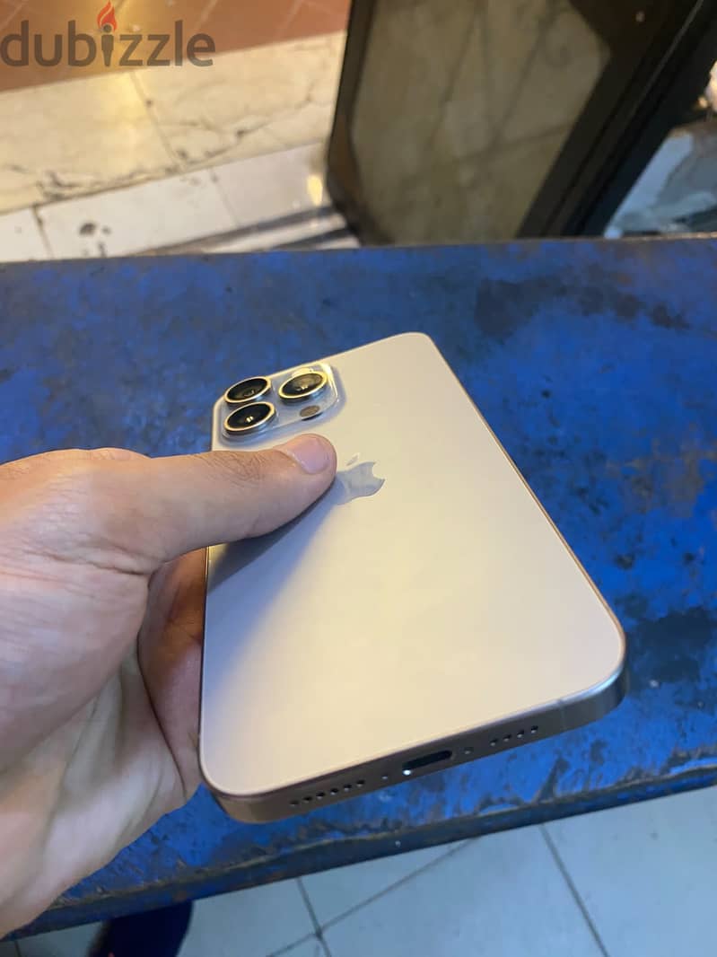 iPhone 15 Bro max 2