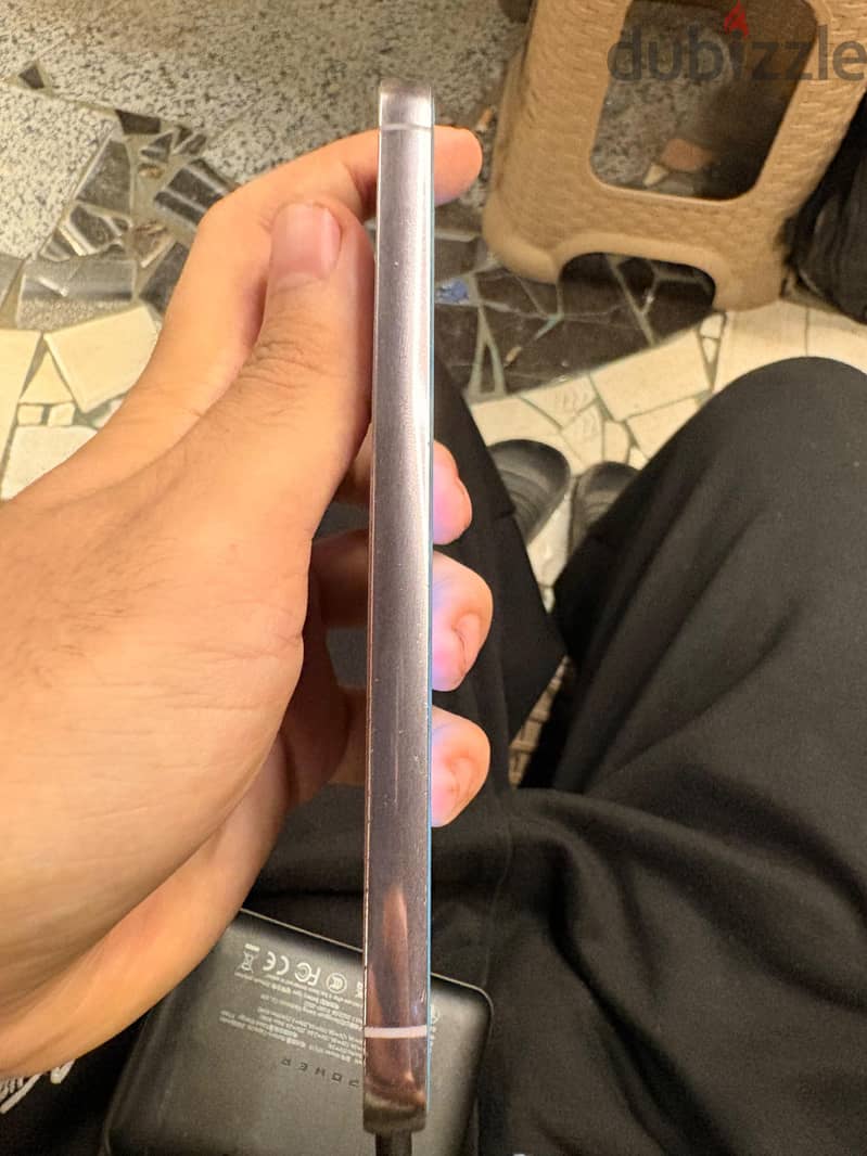 Samsung S23 7