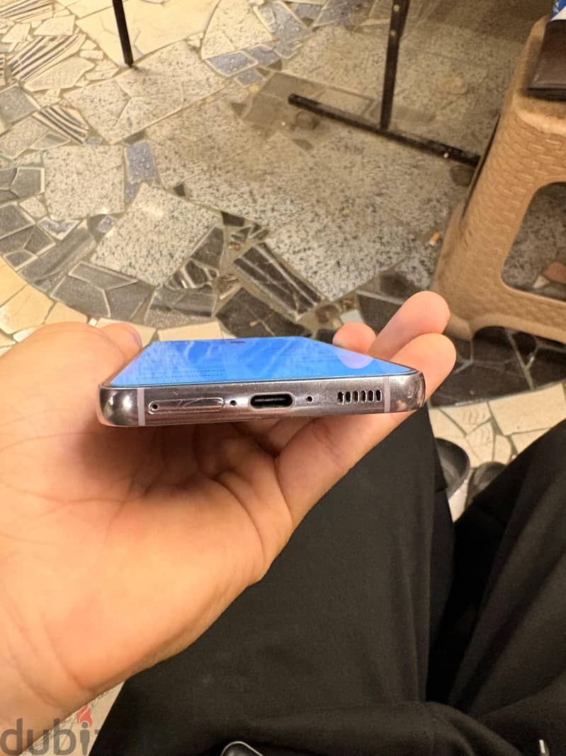 Samsung S23 9