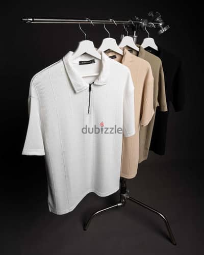 تيشرت خامه مارسيليا يليق  علي اكتر من outfit