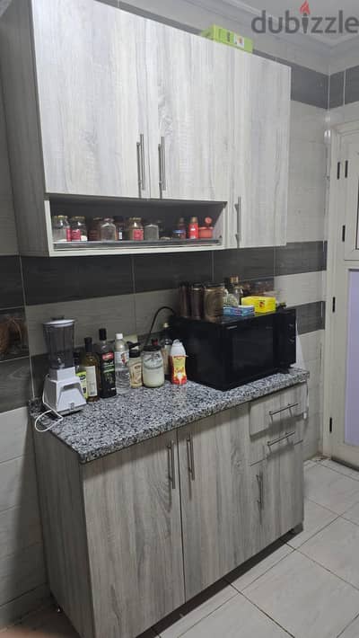 مطبخ صغير قطعتين