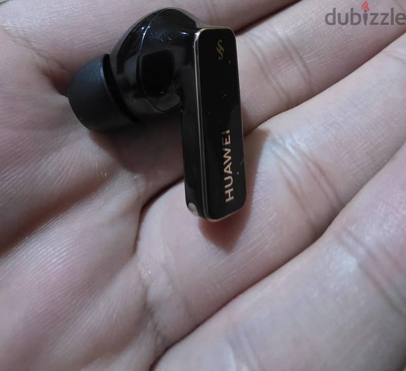 Huawei Freebuds Pro 4 2
