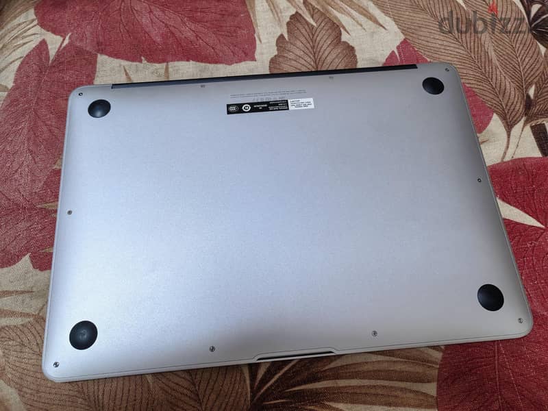MacBook air 2017 ram 8 SSD 128 1