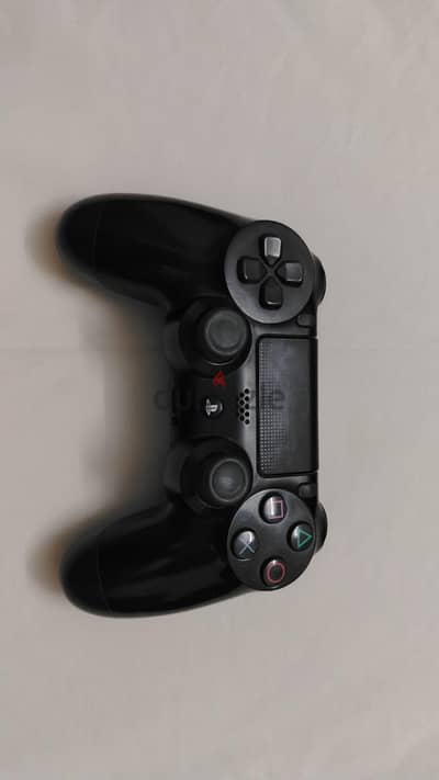 بلاي ستيشن فور ps4 slim